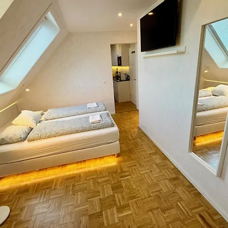 Hotel apartamentowy Bedinbern - Self Check-in 4*